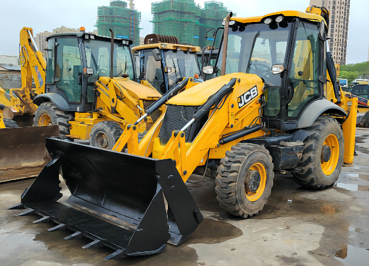 JCB 3CX - Retroescavadeira: foto 1 JCB 3CX - Retroescavadeira: foto 1
