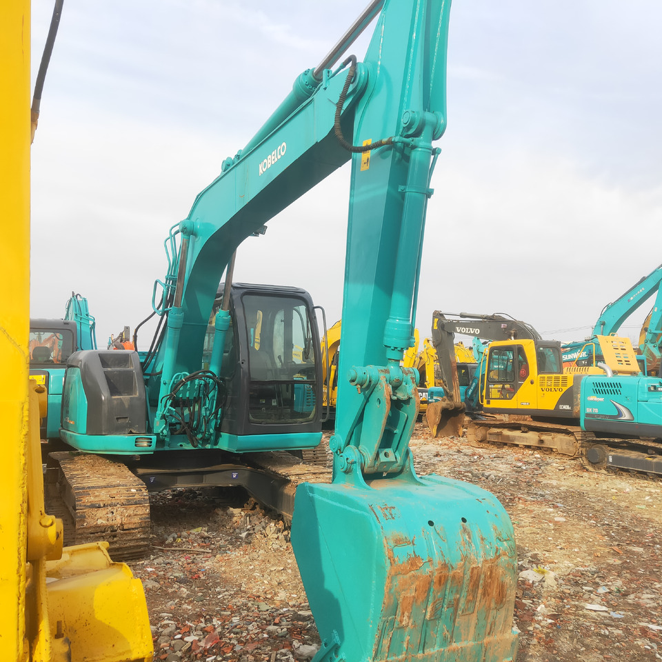 KOBELCO SK135SR - Escavadora de rastos: foto 4 KOBELCO SK135SR - Escavadora de rastos: foto 4
