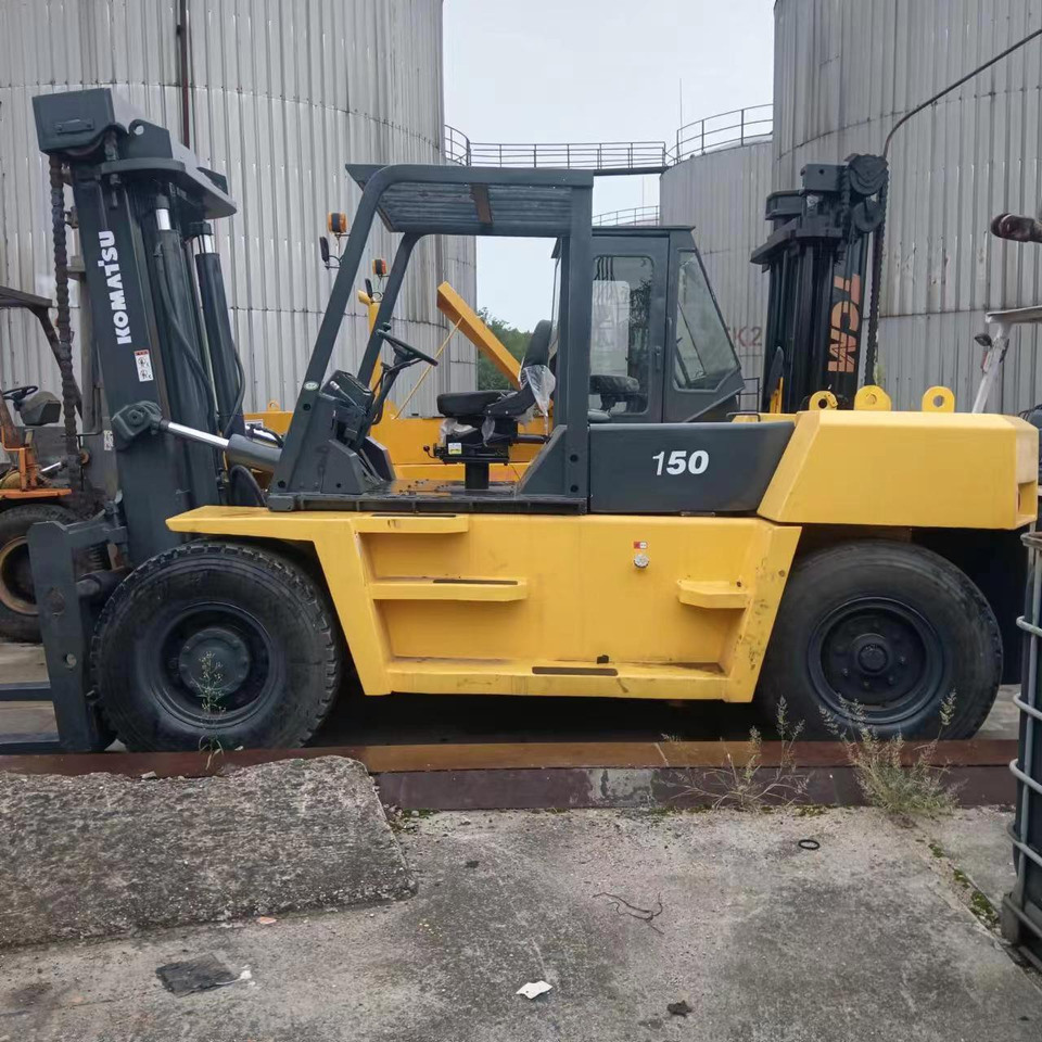 KOMATSU FD150 - Empilhador a diesel: foto 1 KOMATSU FD150 - Empilhador a diesel: foto 1