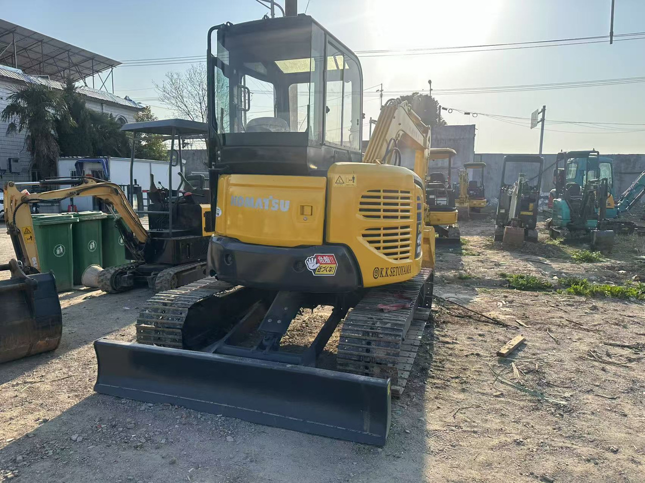 KOMATSU PC40MR - Escavadora de rastos: foto 3 KOMATSU PC40MR - Escavadora de rastos: foto 3