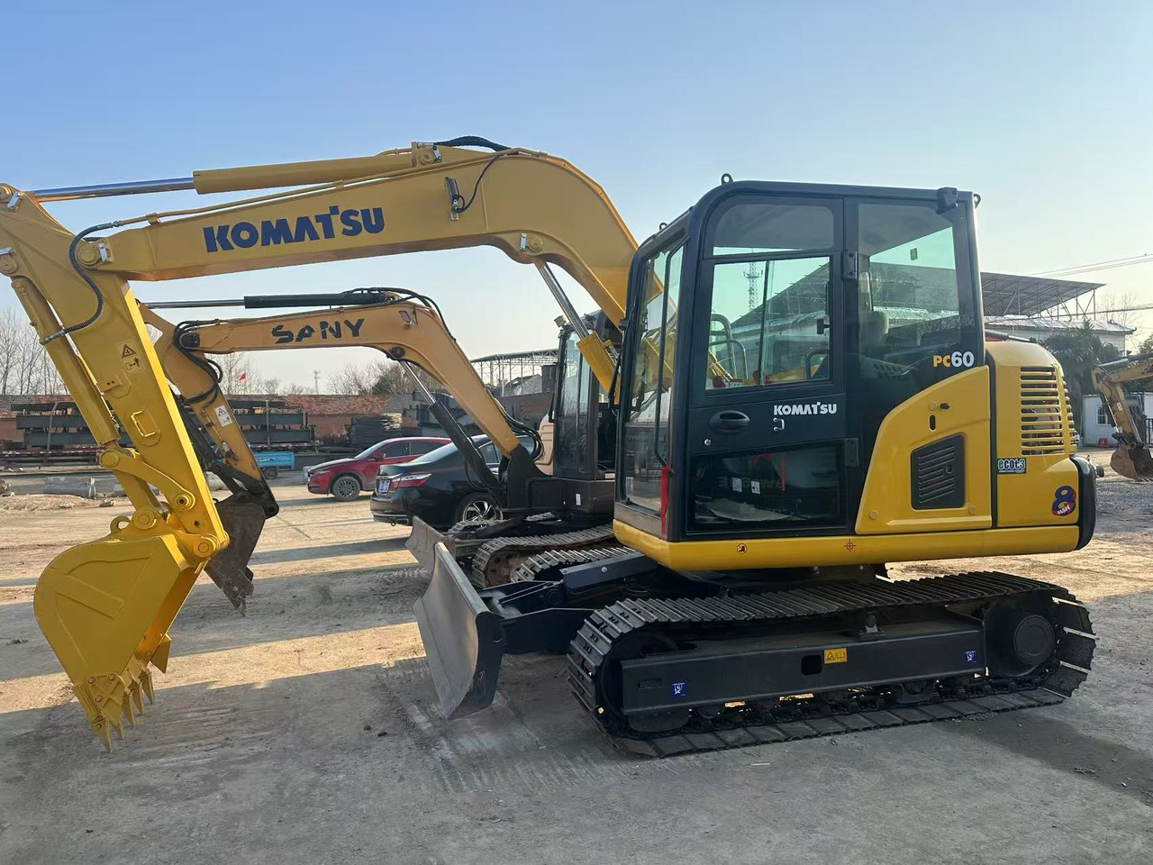 KOMATSU PC60 - Escavadora de rastos: foto 1 KOMATSU PC60 - Escavadora de rastos: foto 1