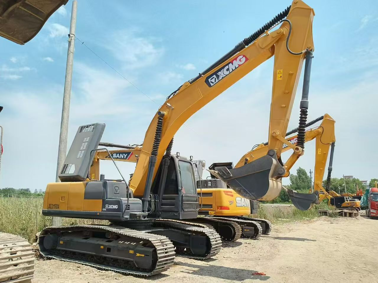 XCMG XE215DA Excavator Click for Discount - Máquina de construção: foto 1 XCMG XE215DA Excavator Click for Discount - Máquina de construção: foto 1