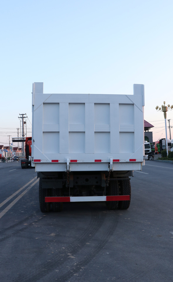 SINOTRUK Dump Truck 6x4 Click for Discount - Camião basculante: foto 5 SINOTRUK Dump Truck 6x4 Click for Discount - Camião basculante: foto 5