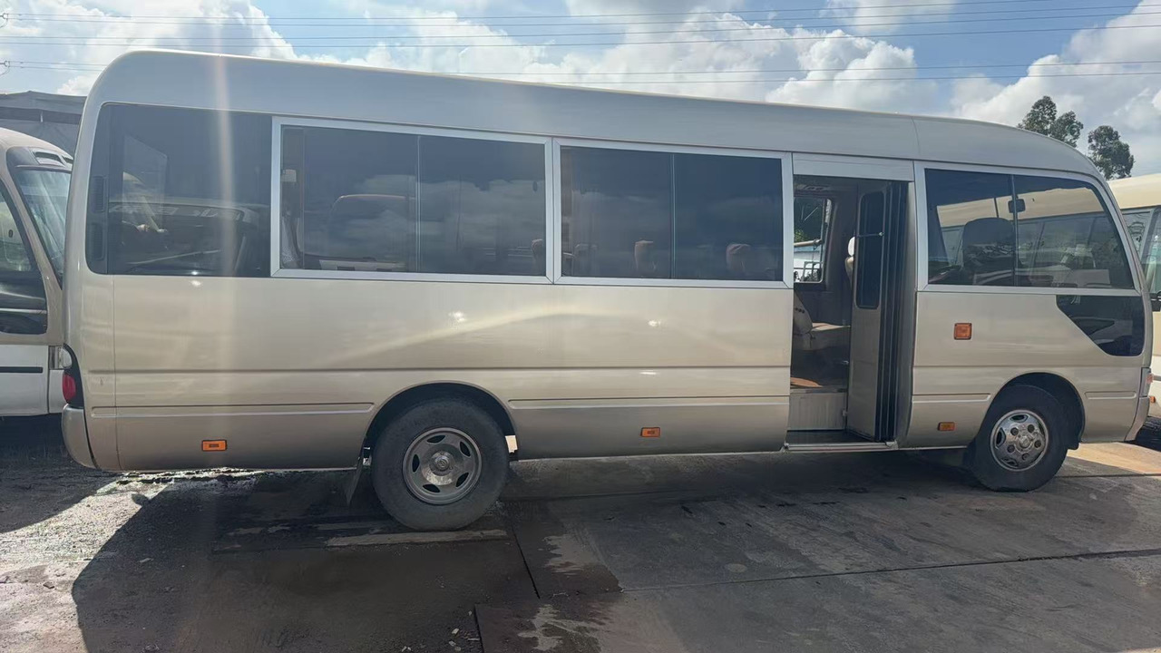 TOYOTA Coach 19 Seats Click Here for Discount - Autocarro: foto 3 TOYOTA Coach 19 Seats Click Here for Discount - Autocarro: foto 3