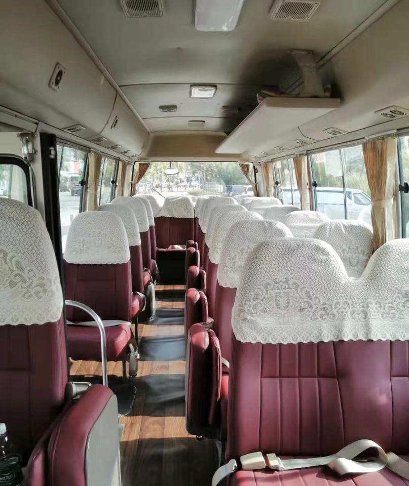 TOYOTA Coaster Bus 30 Seats Click Here for Discount - Autocarro: foto 2 TOYOTA Coaster Bus 30 Seats Click Here for Discount - Autocarro: foto 2