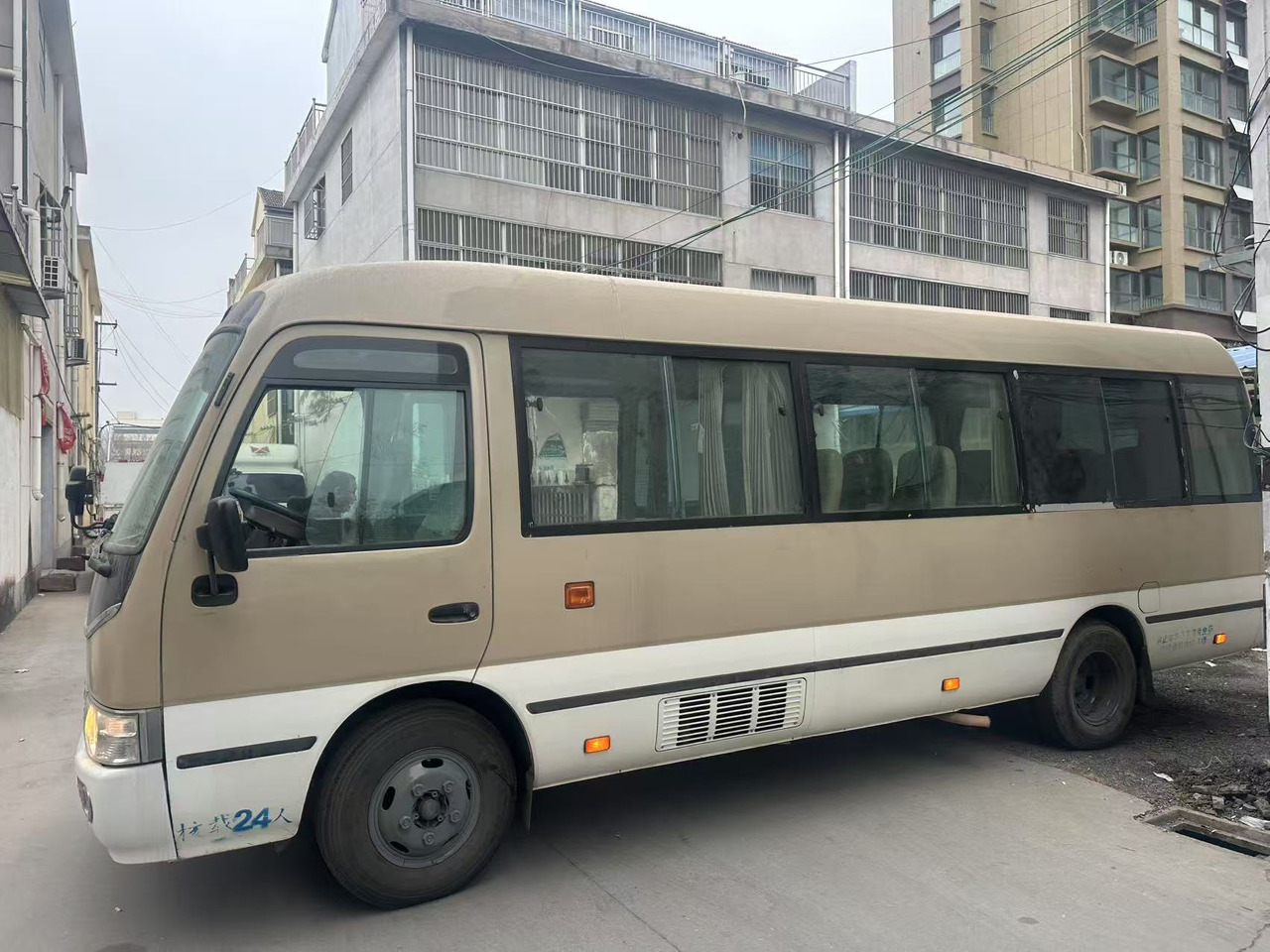 TOYOTA Coaster - Ônibus urbano: foto 4 TOYOTA Coaster - Ônibus urbano: foto 4