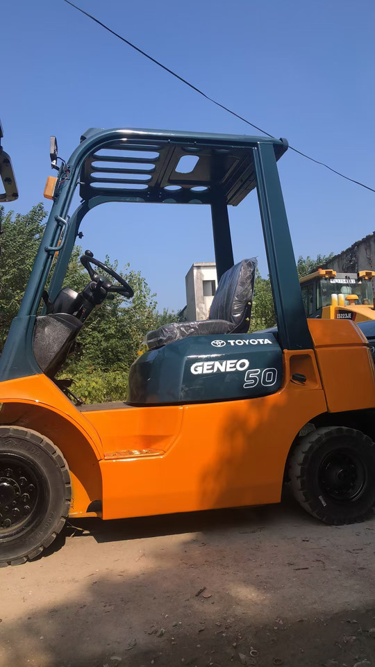 TOYOTA FD50 CLICK HERE FOR DISCOUNT - Empilhador a diesel: foto 5 TOYOTA FD50 CLICK HERE FOR DISCOUNT - Empilhador a diesel: foto 5