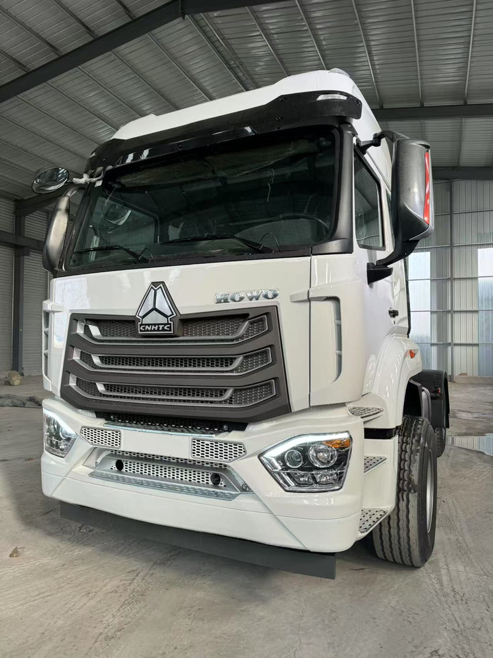 HOWO Hohan 4✖2 Tractor unit White Good condition - Tractor: foto 5 HOWO Hohan 4✖2 Tractor unit White Good condition - Tractor: foto 5