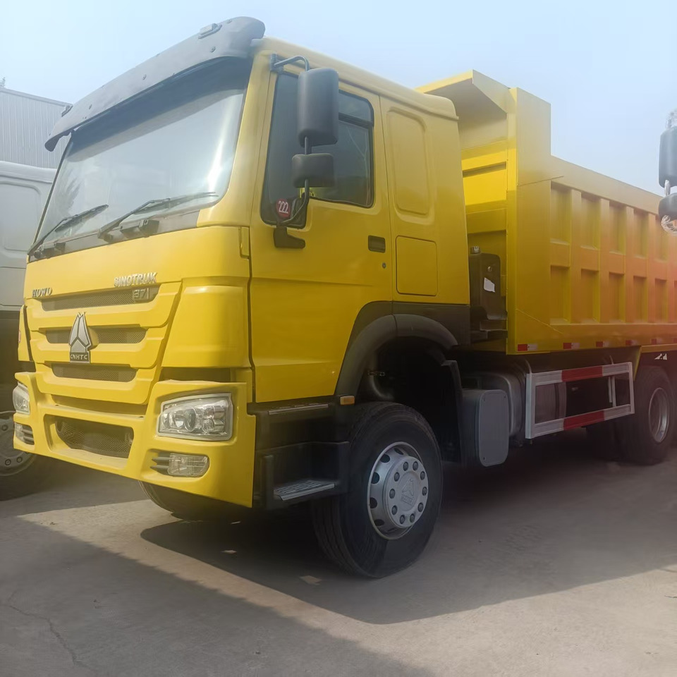 Sinotruk howo 371 6x4 - Camião basculante: foto 2 Sinotruk howo 371 6x4 - Camião basculante: foto 2