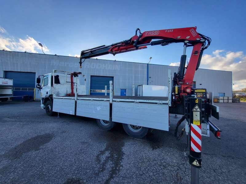 Locação financeira de  Camion Porteur CAMION GRUE 26 TONNES 410 CV 6X4 Camion Porteur CAMION GRUE 26 TONNES 410 CV 6X4: foto 19