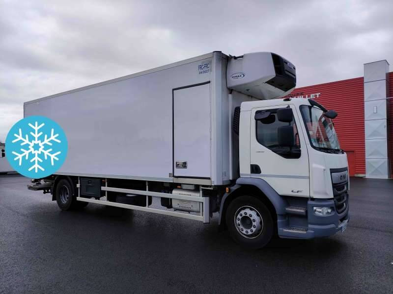 Camion Porteur FRIGO 19 TONNES 320 CV HAYON CAISSE LAMBERET BI TEMP GROUPE CARRIER SUPRA 1150 - - Camião frigorífico: foto 1 Camion Porteur FRIGO 19 TONNES 320 CV HAYON CAISSE LAMBERET BI TEMP GROUPE CARRIER SUPRA 1150 - - Camião frigorífico: foto 1