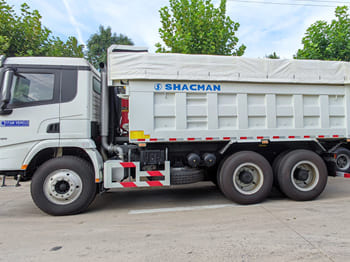 SHACMAN Shacman F3000 6x4 Tractor Truck for Sale in Zambia - Camião: foto 4 SHACMAN Shacman F3000 6x4 Tractor Truck for Sale in Zambia - Camião: foto 4