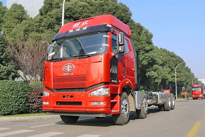 FAW Faw J6P 420 Truck New Model for Sale in Ghana - Camião chassi: foto 1 FAW Faw J6P 420 Truck New Model for Sale in Ghana - Camião chassi: foto 1
