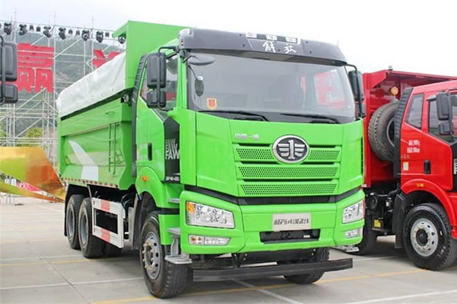 FAW Faw J6P Dump Truck for Sale in Togo - Camião basculante: foto 2 FAW Faw J6P Dump Truck for Sale in Togo - Camião basculante: foto 2