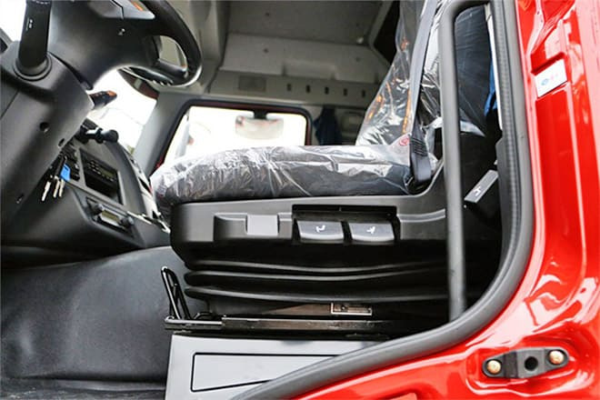 FAW New Faw J6P 390 Trucks for Sale in Nigeria - Camião chassi: foto 3 FAW New Faw J6P 390 Trucks for Sale in Nigeria - Camião chassi: foto 3