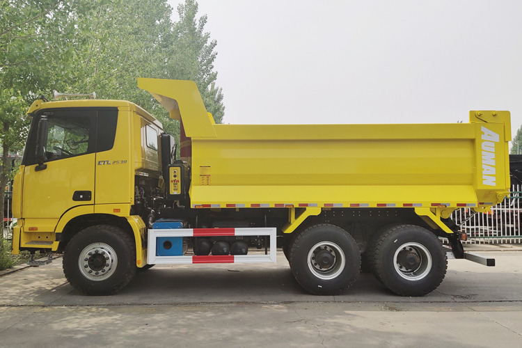 FOTON Foton Auman Etx 6x4 Tipper for Sale in Kenya - Camião basculante: foto 5 FOTON Foton Auman Etx 6x4 Tipper for Sale in Kenya - Camião basculante: foto 5