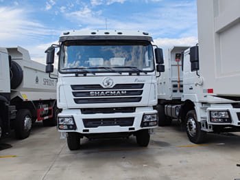 SHACMAN Shacman Tractor Truck for Sale in Malawi - Camião basculante: foto 2 SHACMAN Shacman Tractor Truck for Sale in Malawi - Camião basculante: foto 2