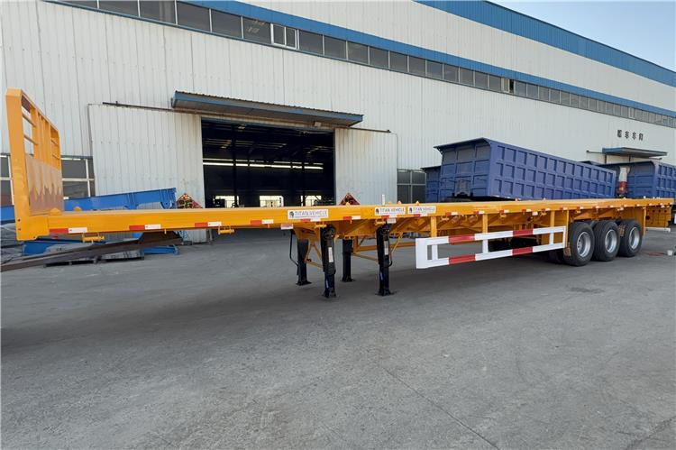 TITAN 3 Axle 24m Extendable Flatbed Trailer for Sale In Chile - Semi-reboque transportador de contêineres/ Caixa móvel: foto 3 TITAN 3 Axle 24m Extendable Flatbed Trailer for Sale In Chile - Semi-reboque transportador de contêineres/ Caixa móvel: foto 3