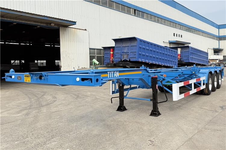 TITAN 3 Axle 40 foot Container Trailer for Sale In Senegal - Semi-reboque chassi: foto 1 TITAN 3 Axle 40 foot Container Trailer for Sale In Senegal - Semi-reboque chassi: foto 1