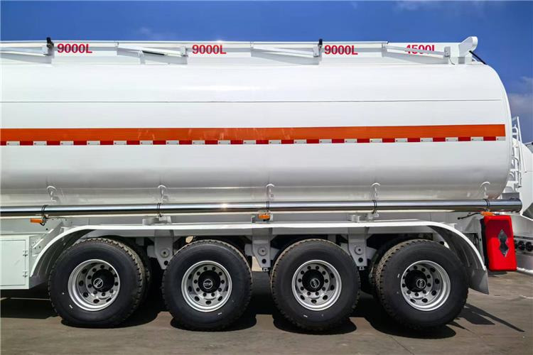 TITAN 4 Axle 50000 Liters Monoblock Tanker Trailer for Sale In Congo - Semi-reboque cisterna: foto 3 TITAN 4 Axle 50000 Liters Monoblock Tanker Trailer for Sale In Congo - Semi-reboque cisterna: foto 3