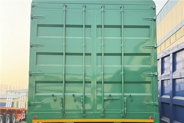 TITAN 4 Axle 80 Ton Livestock Semi Trailer for Sale In Sudan - Semi-reboque transporte de gado: foto 3 TITAN 4 Axle 80 Ton Livestock Semi Trailer for Sale In Sudan - Semi-reboque transporte de gado: foto 3