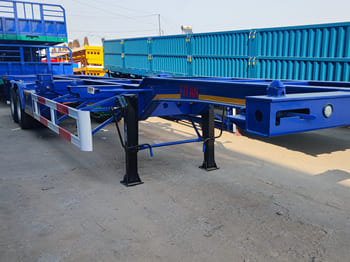 TITAN 40ft Container Trailer for Sale in Mali - Semi-reboque chassi: foto 1 TITAN 40ft Container Trailer for Sale in Mali - Semi-reboque chassi: foto 1