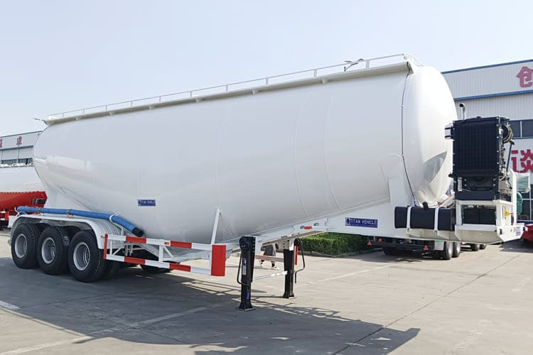 TITAN Bulk Cement Trailer for Sale in Angola - Semi-reboque silo: foto 1 TITAN Bulk Cement Trailer for Sale in Angola - Semi-reboque silo: foto 1