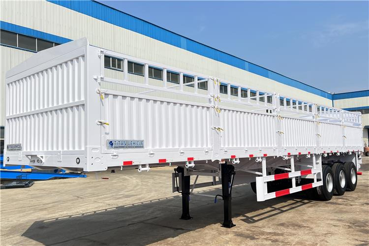 TITAN Tri Axle 60 Ton Fence Cargo Semi Trailer for Sale In Guinea - Semi-reboque transporte de gado: foto 2 TITAN Tri Axle 60 Ton Fence Cargo Semi Trailer for Sale In Guinea - Semi-reboque transporte de gado: foto 2