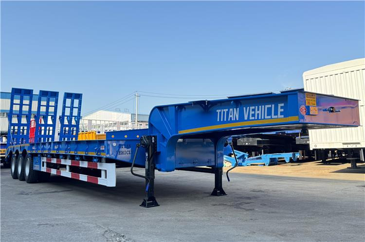 TITAN Tri Axle 80 Ton Low Loader Semi Trailer for Sale In Benin - Semi-reboque baixa: foto 1 TITAN Tri Axle 80 Ton Low Loader Semi Trailer for Sale In Benin - Semi-reboque baixa: foto 1