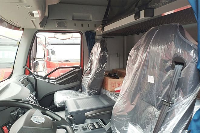 FAW New Faw J6P 420 Trucks for Sale in Cameroon - Tractor: foto 4 FAW New Faw J6P 420 Trucks for Sale in Cameroon - Tractor: foto 4