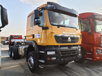 SINOTRUK TX380 Sinotruck for Sale in Ghana - Tractor: foto 1 SINOTRUK TX380 Sinotruck for Sale in Ghana - Tractor: foto 1