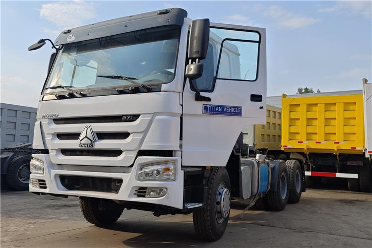 SINOTRUK Used Howo 371 Truck Head for Sale In Nigeria Lagos - Tractor: foto 1 SINOTRUK Used Howo 371 Truck Head for Sale In Nigeria Lagos - Tractor: foto 1