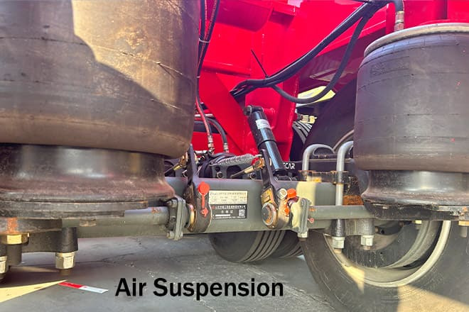 XCMG 20 40Ft Container Side Loader for Sale in Tanzania - Semi-reboque transportador de contêineres/ Caixa móvel: foto 3 XCMG 20 40Ft Container Side Loader for Sale in Tanzania - Semi-reboque transportador de contêineres/ Caixa móvel: foto 3