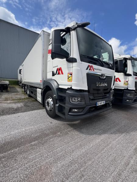 MAN TGS 26.440 - Camião furgão: foto 3 MAN TGS 26.440 - Camião furgão: foto 3