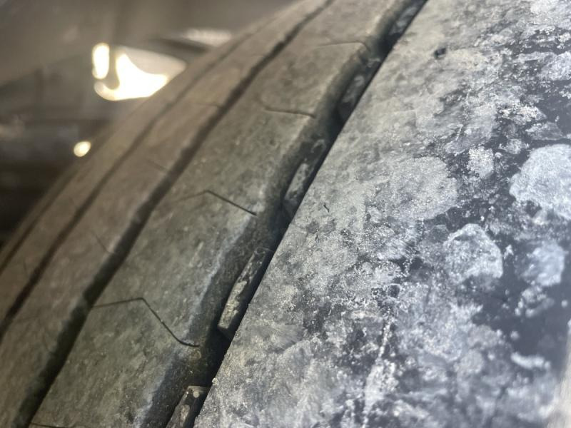 MAN TGS 35.480 - Camião de lona: foto 3 MAN TGS 35.480 - Camião de lona: foto 3