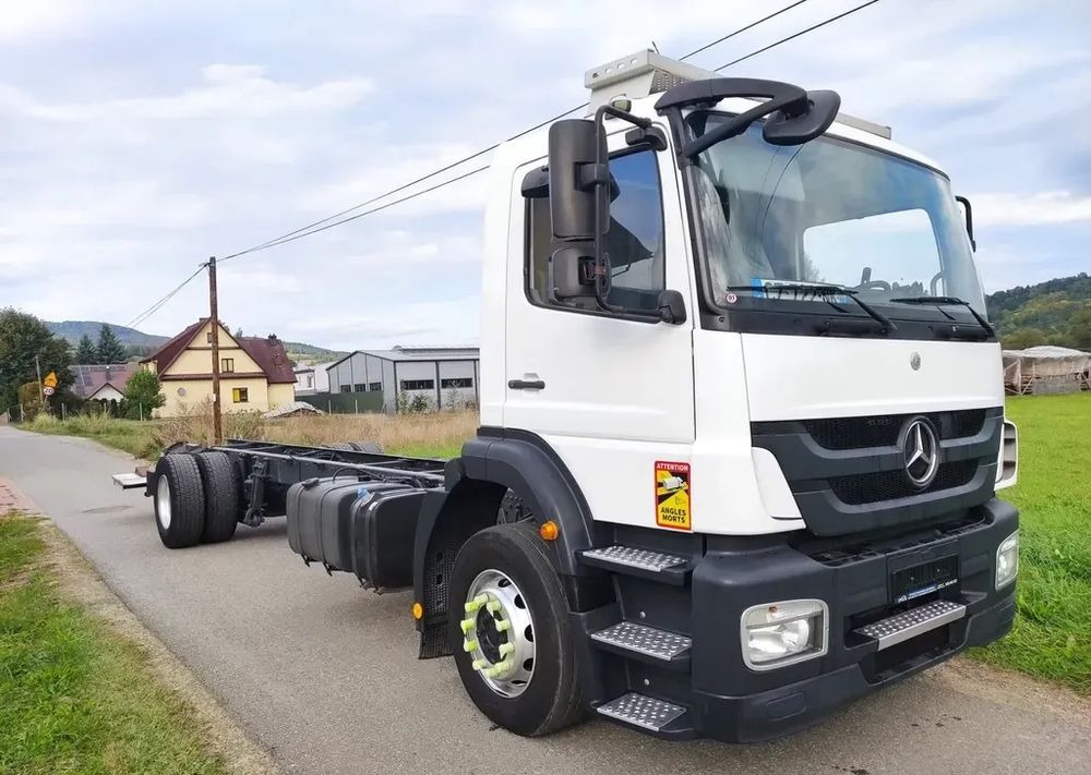 Mercedes-Benz AXOR 1829 rama do zabudowy blokada mostu - Camião chassi: foto 3 Mercedes-Benz AXOR 1829 rama do zabudowy blokada mostu - Camião chassi: foto 3