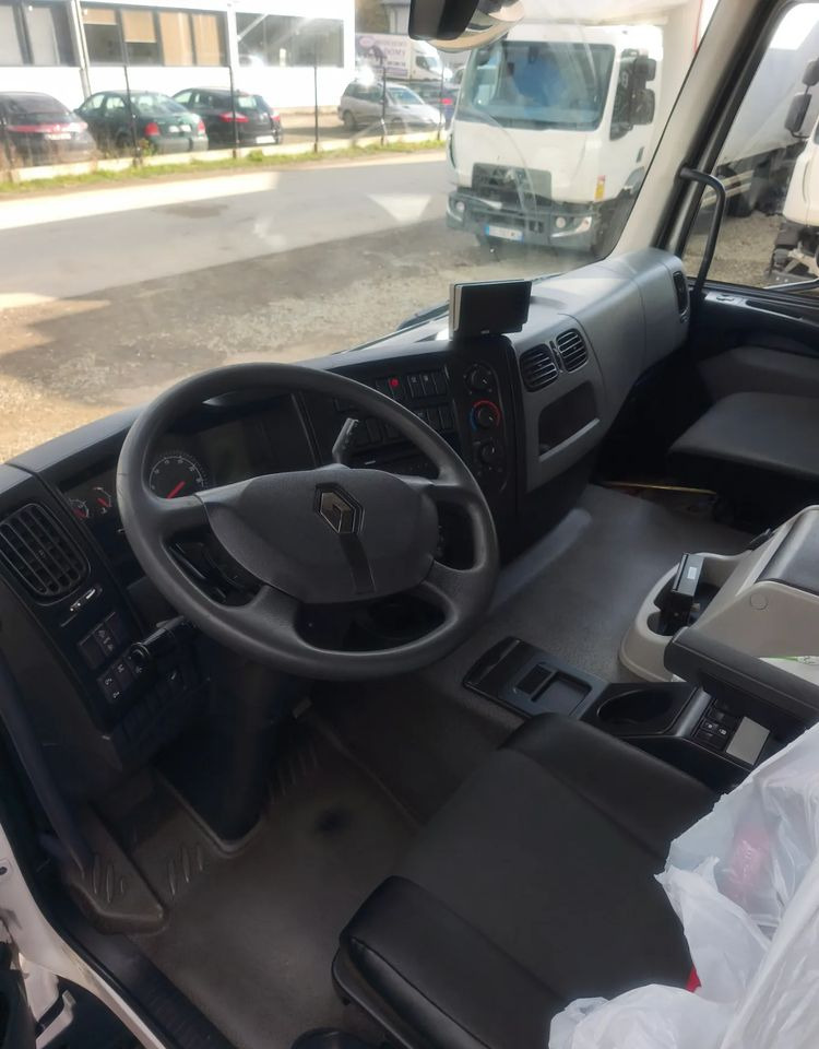 Renault Gama D 18.280  rama do zabudowy poduszka - Camião chassi: foto 3 Renault Gama D 18.280  rama do zabudowy poduszka - Camião chassi: foto 3