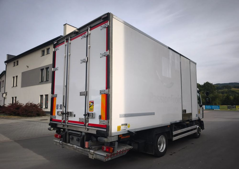 Renault Gama D 210  rama do zabudowy poduszka klima - Camião chassi: foto 5 Renault Gama D 210  rama do zabudowy poduszka klima - Camião chassi: foto 5