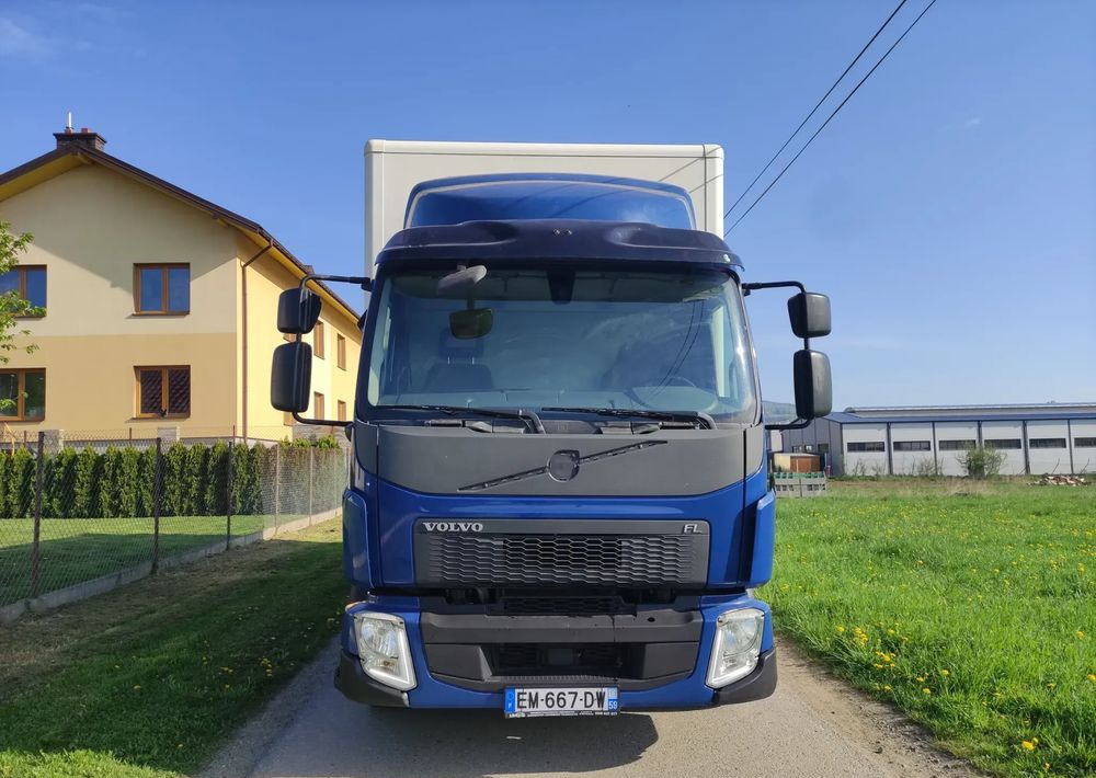 Volvo FL 12.240 klima blokada kontener 18 pal kurierka - Camião furgão: foto 4 Volvo FL 12.240 klima blokada kontener 18 pal kurierka - Camião furgão: foto 4
