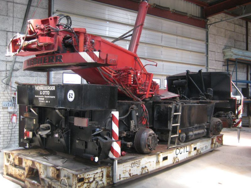 Liebherr LTM 1025 for parts - Grua móvel: foto 1 Liebherr LTM 1025 for parts - Grua móvel: foto 1