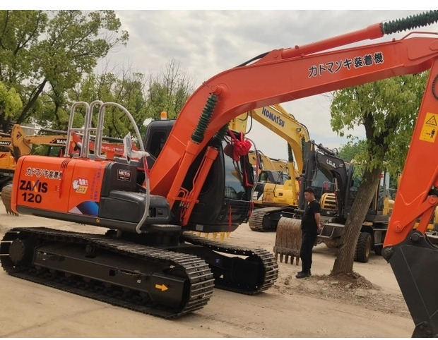 2022 Hitachi ZX120 - Escavadora de rastos: foto 1 2022 Hitachi ZX120 - Escavadora de rastos: foto 1