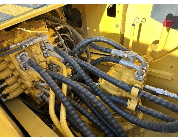 Escavadora de rastos 2022 Komatsu PC200-8: foto 11
