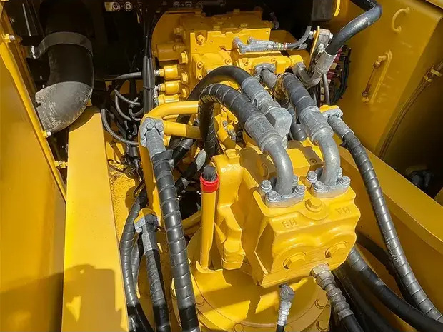 2022 Komatsu PC360 - Escavadora de rastos: foto 5 2022 Komatsu PC360 - Escavadora de rastos: foto 5