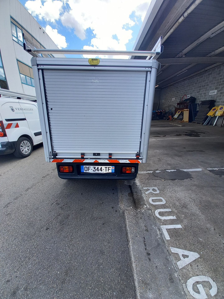 GOUPIL G5 - Véhicule électrique avec caisson (L 2 468mm x l - Veículo utilitário elétrico, Carrinha de contentor: foto 2 GOUPIL G5 - Véhicule électrique avec caisson (L 2 468mm x l - Veículo utilitário elétrico, Carrinha de contentor: foto 2