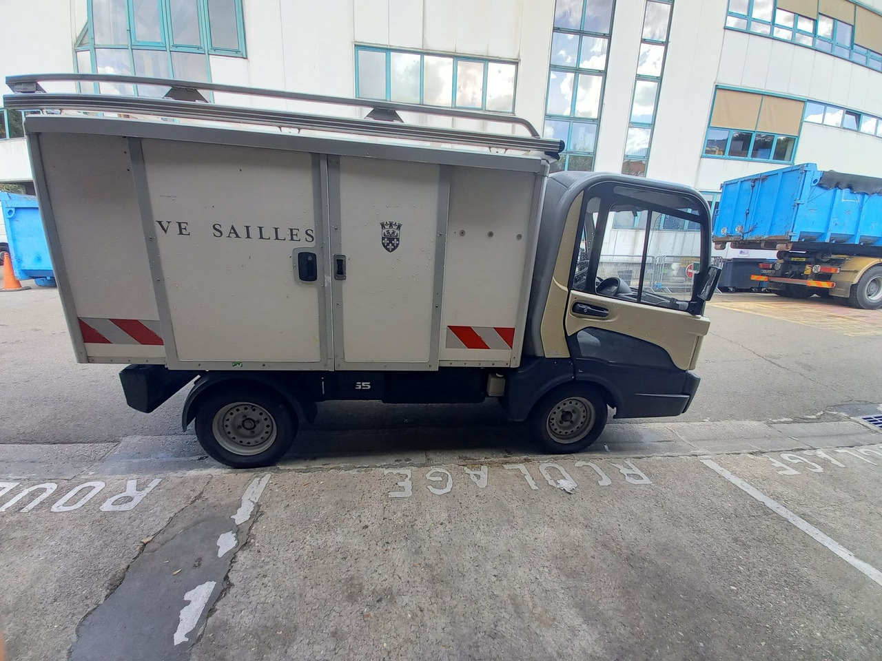 GOUPIL G5 - Véhicule électrique avec caisson (L 2 468mm x l - Veículo utilitário elétrico, Carrinha de contentor: foto 4 GOUPIL G5 - Véhicule électrique avec caisson (L 2 468mm x l - Veículo utilitário elétrico, Carrinha de contentor: foto 4