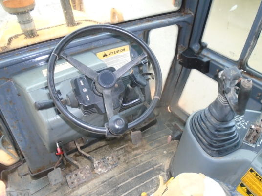 Retroescavadeira Case 580 super LE: foto 11