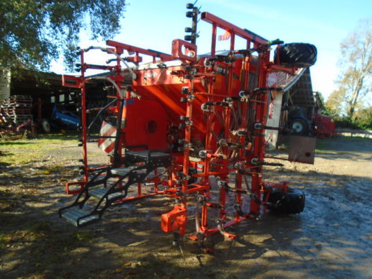 Kuhn MEGANT 500 - Semeadora combinada: foto 2 Kuhn MEGANT 500 - Semeadora combinada: foto 2