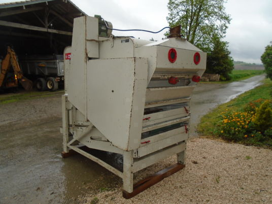 Separateur denis 100 quntaux - Limpador de cereais: foto 5 Separateur denis 100 quntaux - Limpador de cereais: foto 5