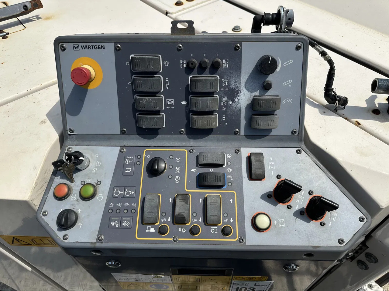 Wirtgen W 100 CFi - Aplainadora (Fresadora): foto 4 Wirtgen W 100 CFi - Aplainadora (Fresadora): foto 4