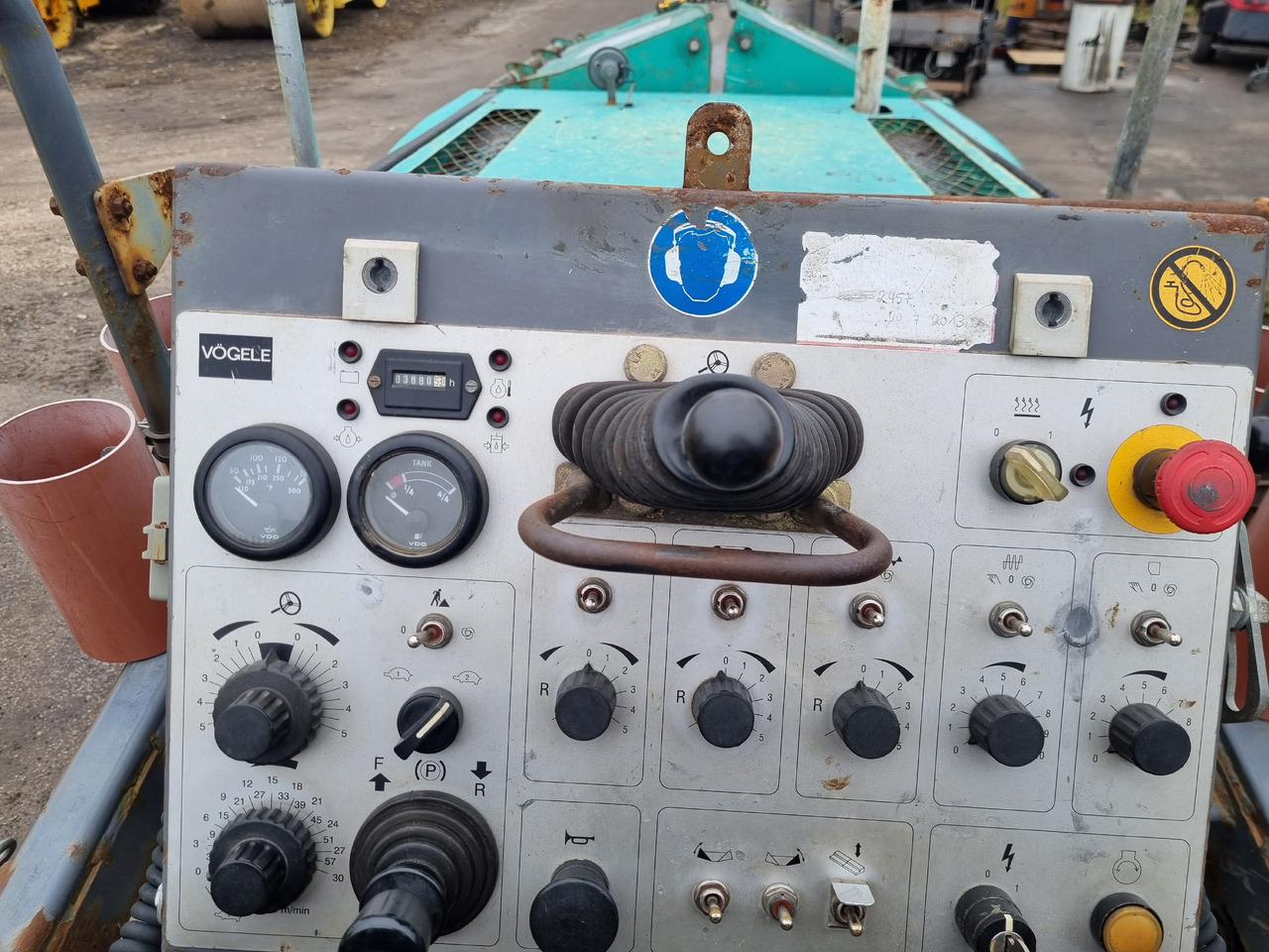 VÖGELE SUPER 800 - Acabadora: foto 4 VÖGELE SUPER 800 - Acabadora: foto 4